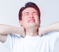 혈압으로 뒷목잡는 사진